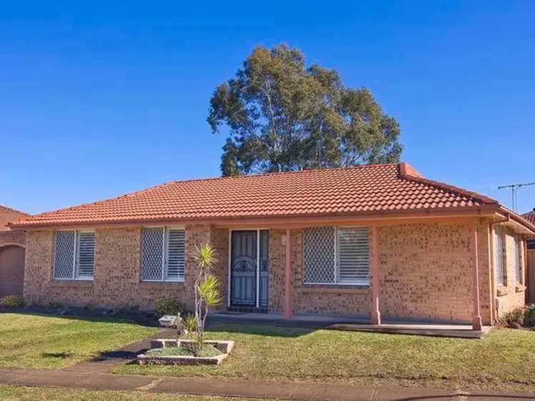 17 Amaroo Avenue, Bonnyrigg NSW 2177