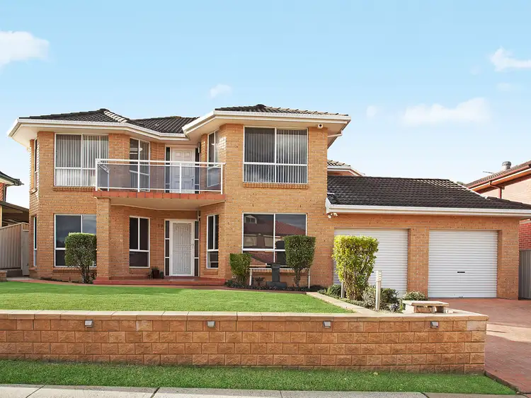 19 Pharlap Street, Bossley Park NSW 2176