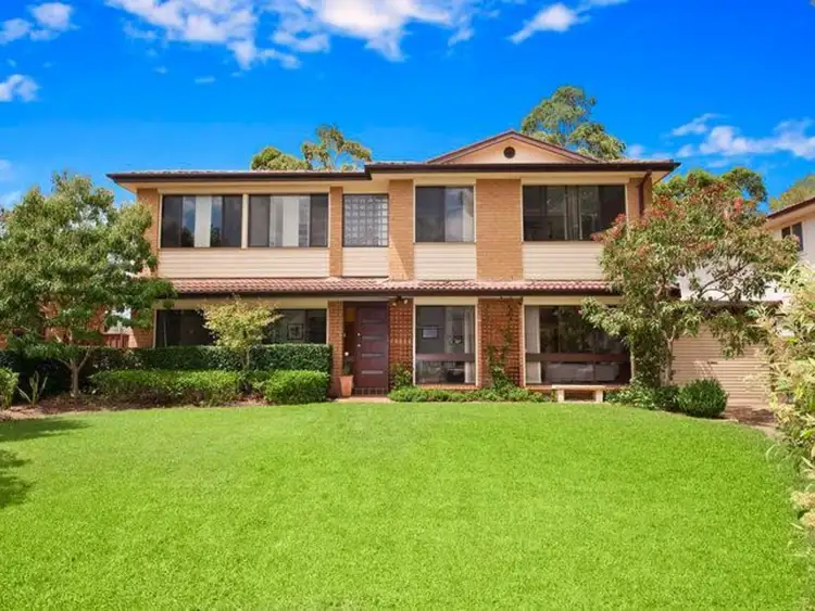 19 Holbrook Street, Bossley Park NSW 2176