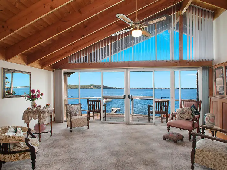 Second view of Homely house listing, 124 Skye Point Road, Coal Point NSW 2283