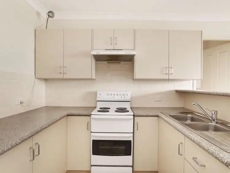 Second view of Homely villa listing, 2/2 Hillview Crescent, Macquarie Hills NSW 2285