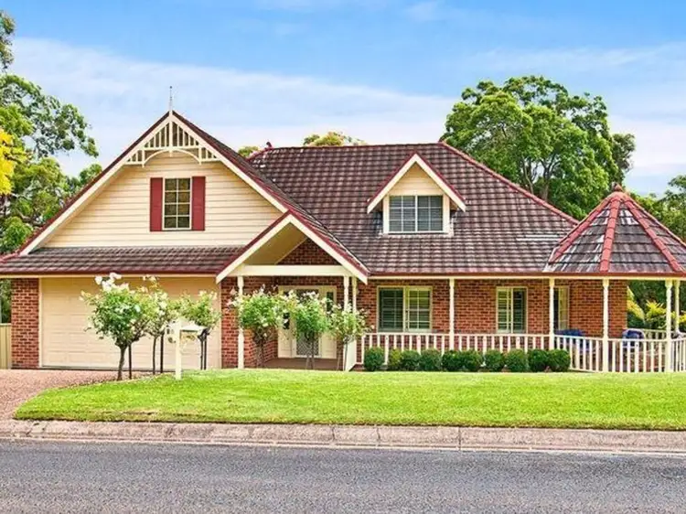20 Ridgewood Crescent, Eleebana NSW 2282