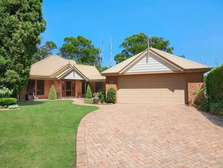 12 Equidae Close, Eleebana NSW 2282