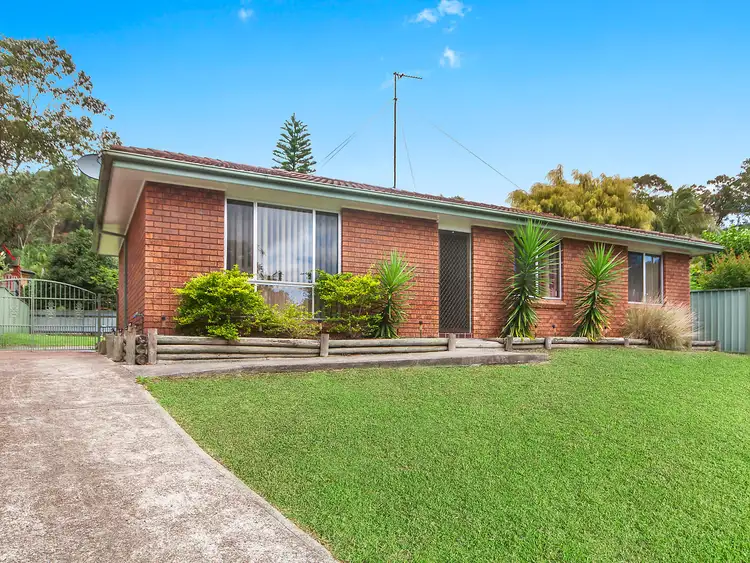 4 Caroona Close, Adamstown Heights NSW 2289