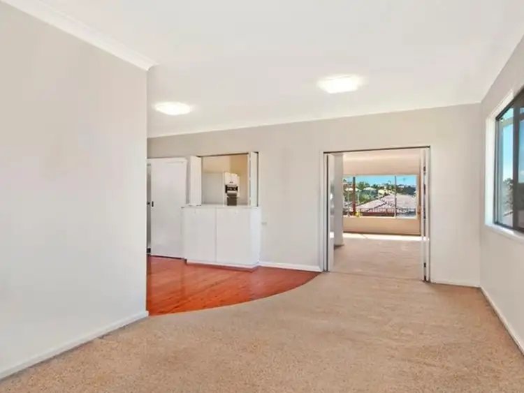 Fourth view of Homely house listing, 8 Sacramento Avenue, Macquarie Hills NSW 2285