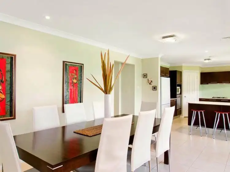5 The Hill, Valentine NSW 2280