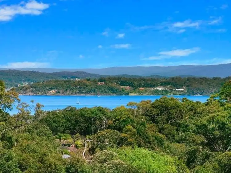 68 Wyndham Way, Eleebana NSW 2282