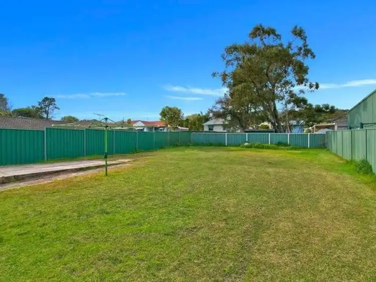 56 Queen Street, Warners Bay NSW 2282