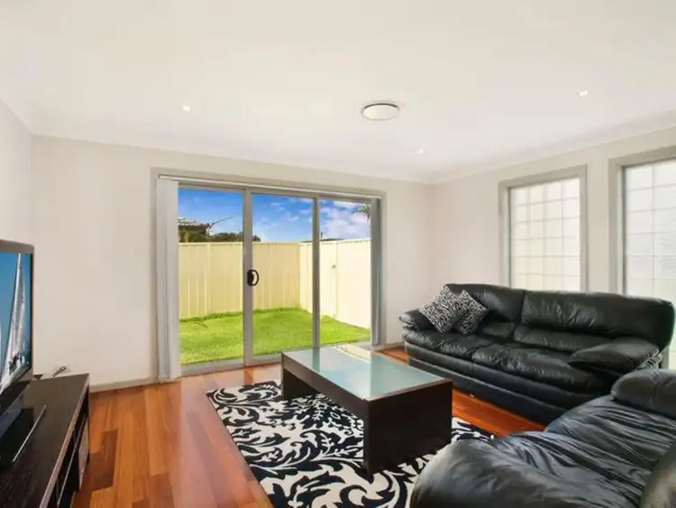 1/9 Yorston Street, Warners Bay NSW 2282
