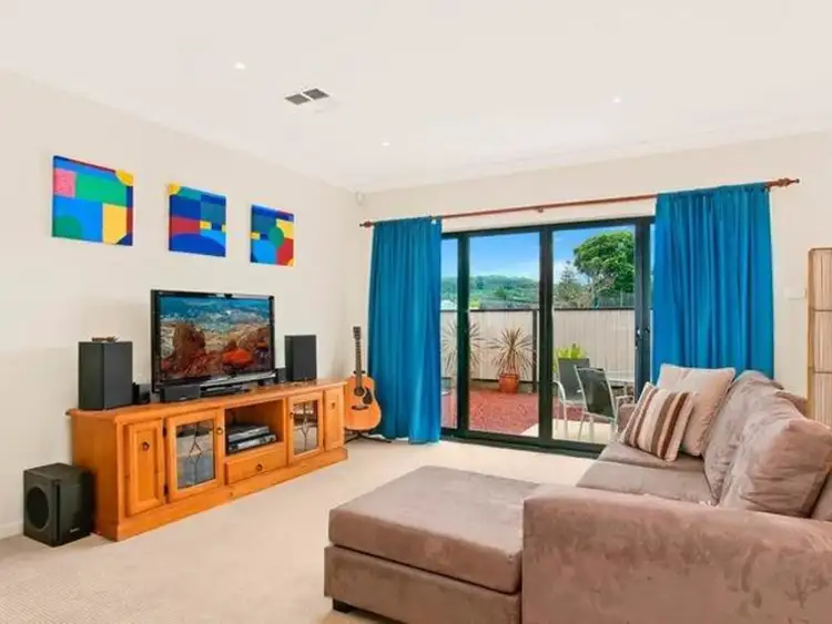 2/23 Margaret Street, Warners Bay NSW 2282