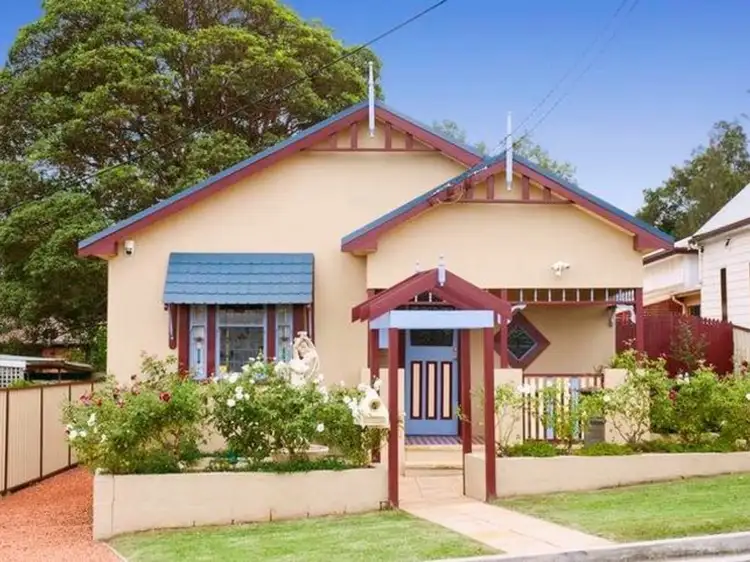 37 Council Street, Speers Point NSW 2284