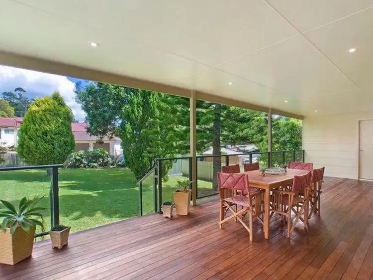 10 Mulimbah Street, Eleebana NSW 2282