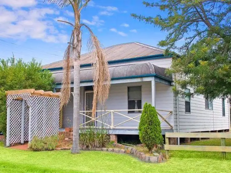 Main view of Homely townhouse listing, 2/15 Lakeview Street, Boolaroo NSW 2284