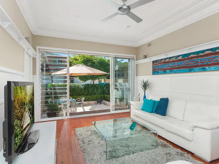 20 Regan Street, Adamstown NSW 2289