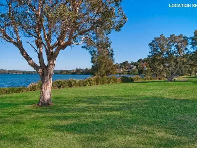 14 New Road, Warners Bay NSW 2282