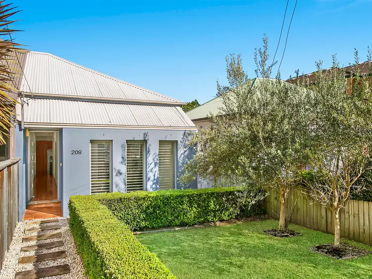 208 Sydney Street, Willoughby NSW 2068
