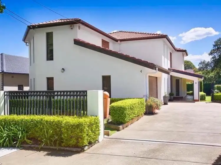 4 Windsor Road, Willoughby NSW 2068