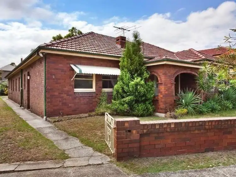 8 Isaac Smith Street, Daceyville NSW 2032