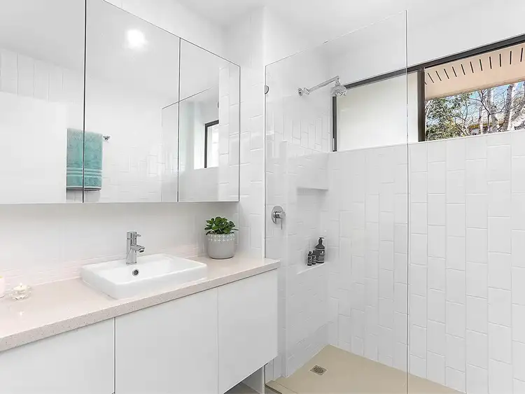 Sixth view of Homely apartment listing, 4/48 Elizabeth Street, Toowong QLD 4066