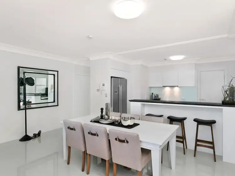 Fifth view of Homely apartment listing, 2/100 Macquarie Street, St Lucia QLD 4067