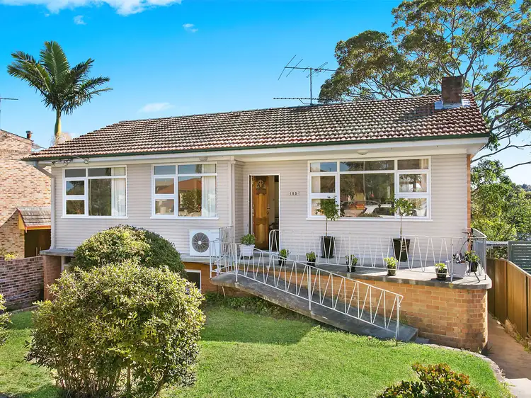 189 Connells Point Road, Connells Point NSW 2221