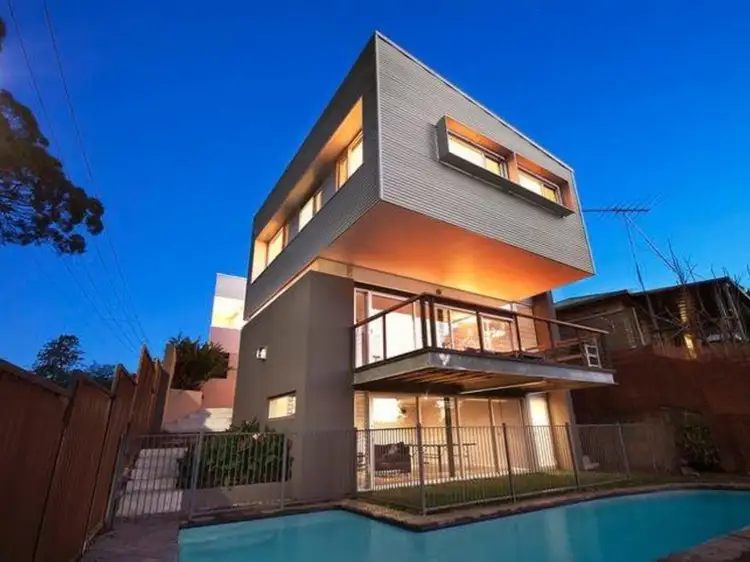 16 Doveleys Road, Como NSW 2226