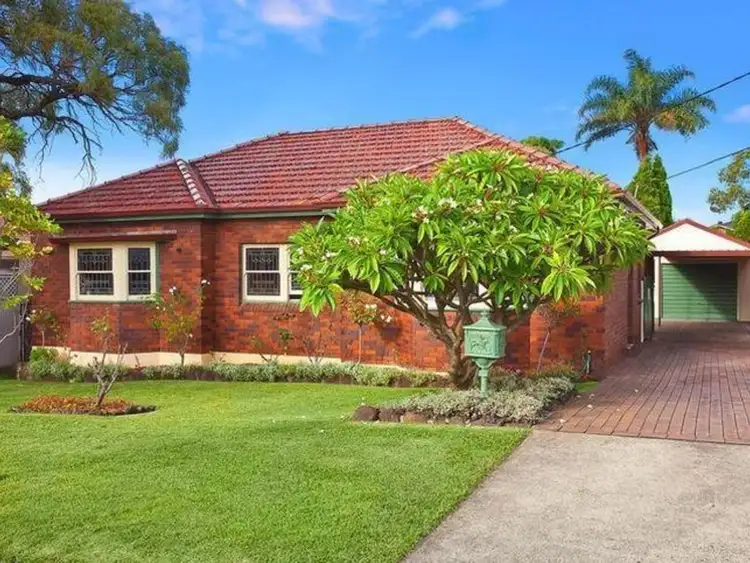 16 Mainerd Avenue, Bexley North NSW 2207