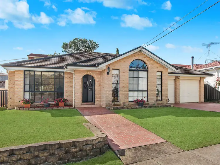 105 Thomas Street, Picnic Point NSW 2213