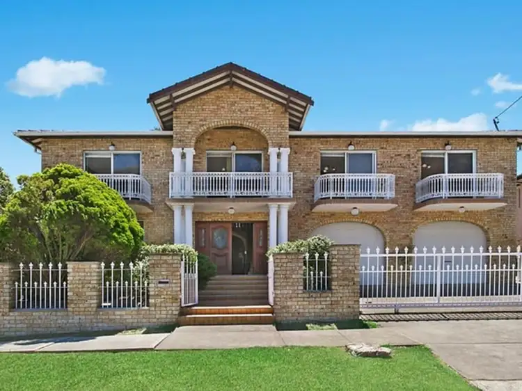 190 Lorraine Street, Peakhurst Heights NSW 2210