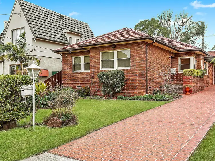 10 Oberon Street, Blakehurst NSW 2221