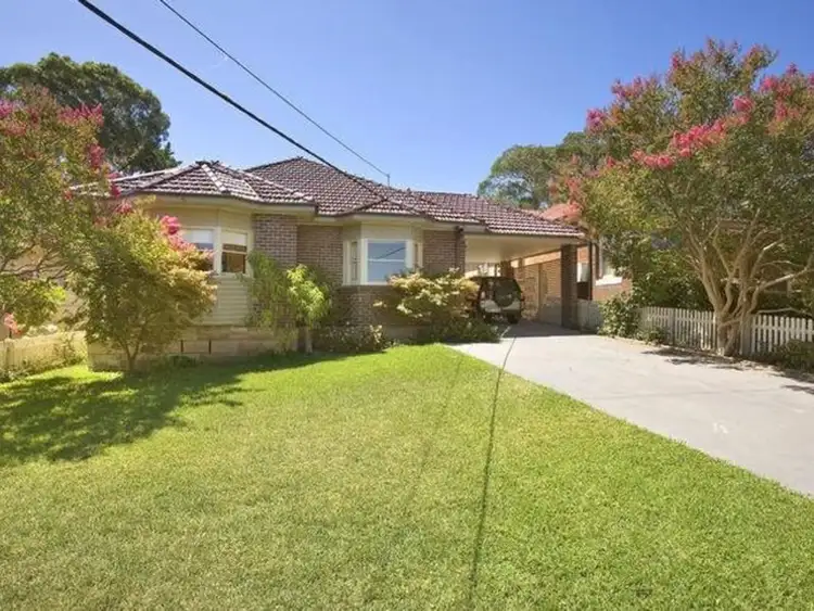 Second view of Homely house listing, 8 Larool Avenue, Lindfield NSW 2070
