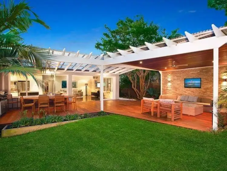 363 Eastern Valley Way, Castle Cove NSW 2069