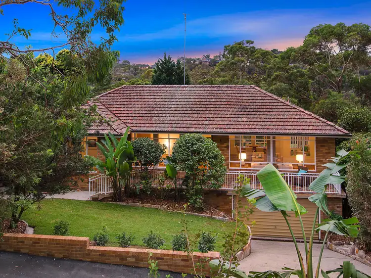 11 Rembrandt Drive, Middle Cove NSW 2068