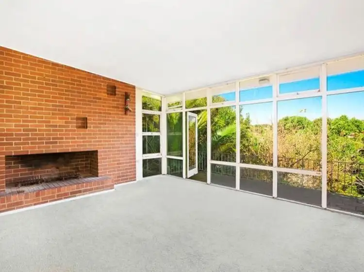 61 Rembrandt Drive, Middle Cove NSW 2068