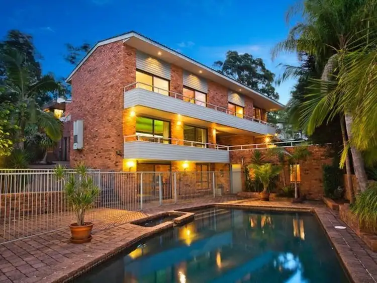 4 Emerstan Drive, Castle Cove NSW 2069
