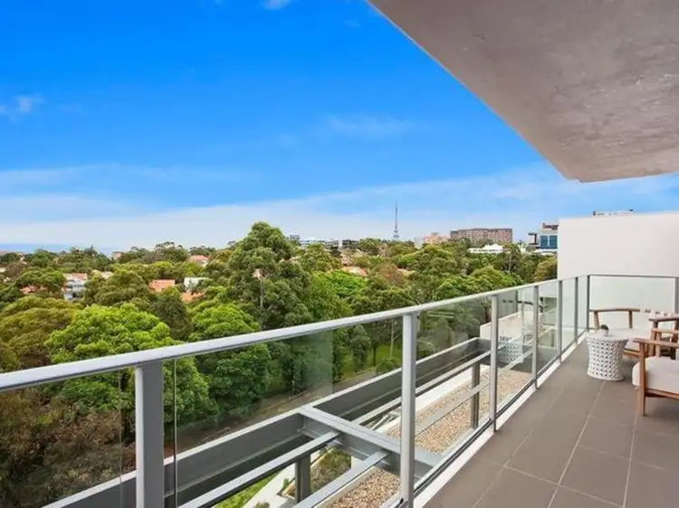 702/10 Duntroon Avenue, St Leonards NSW 2065