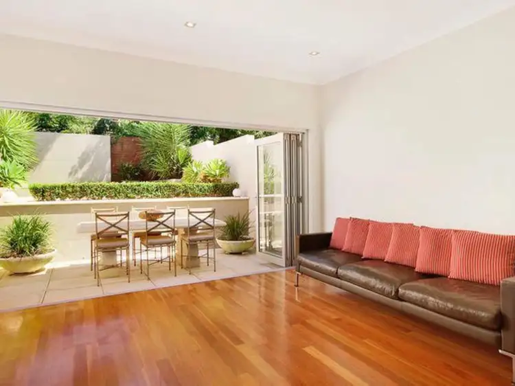 26 (enter via Cowles Rd) Killarney Street, Mosman NSW 2088