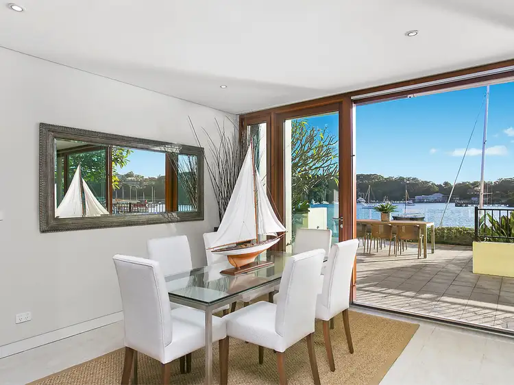 Third view of Homely apartment listing, 2/16 Munro Street, Mcmahons Point NSW 2060