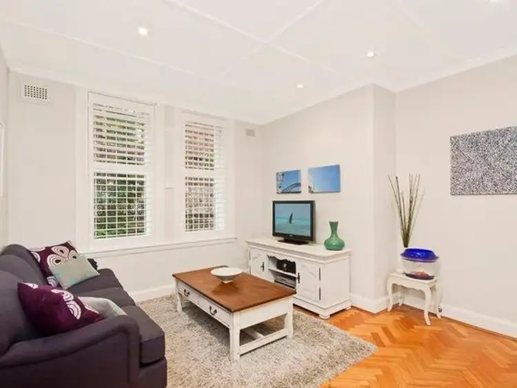 2/16A Lower Wycombe Road, Neutral Bay NSW 2089