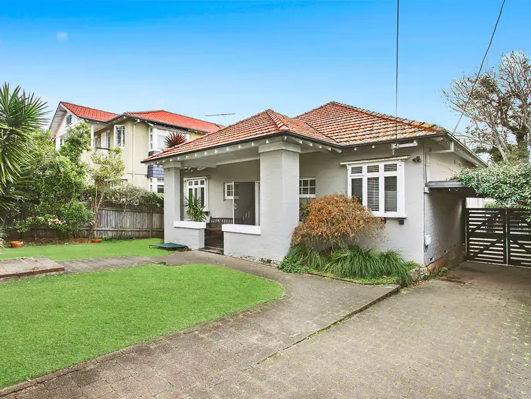 74 Ellalong Road, Cremorne NSW 2090