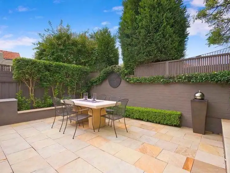 16 Martens Lane, Cremorne NSW 2090