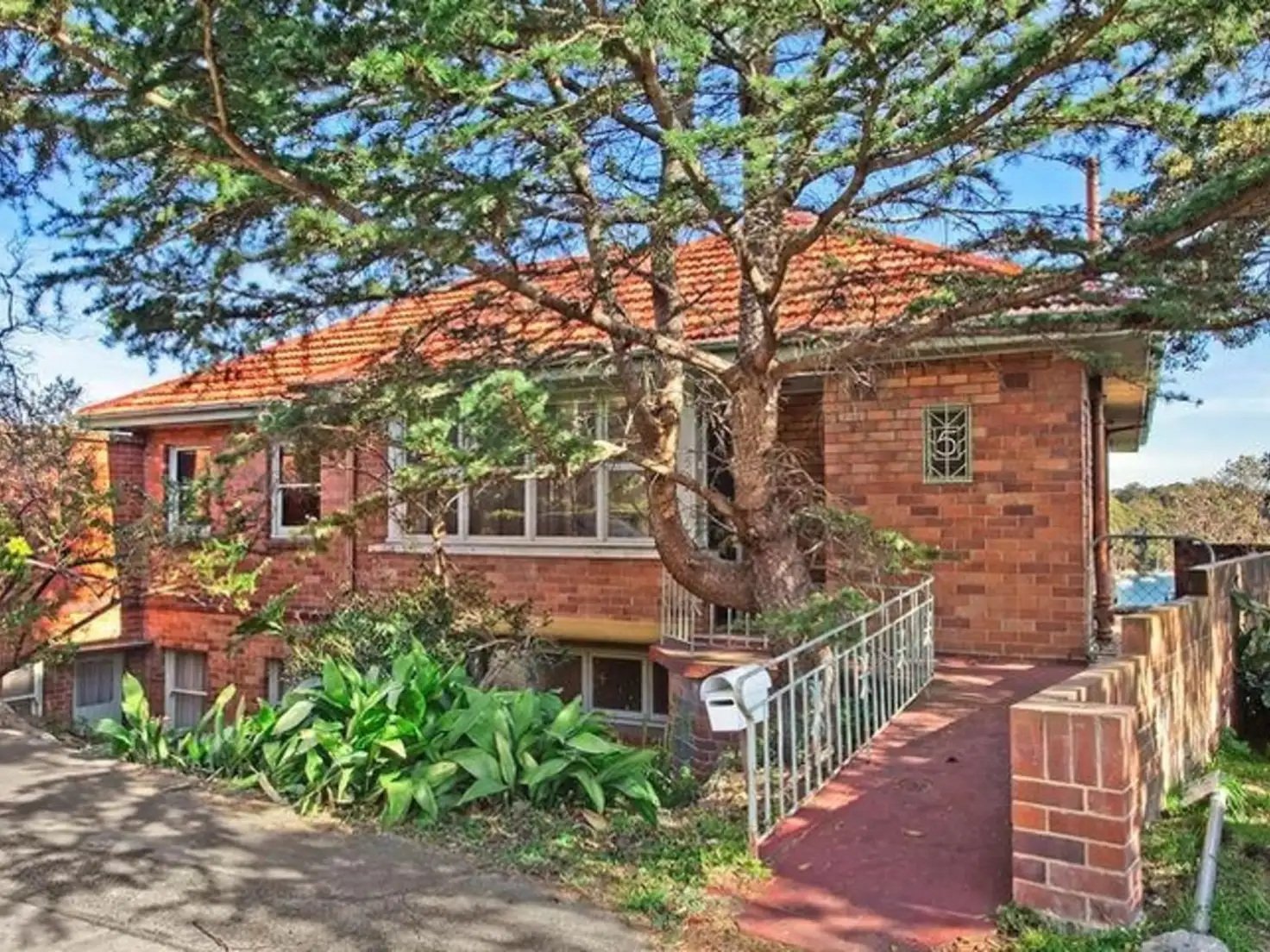 Main view of Homely house listing, 5 Commodore Crescent, Mcmahons Point NSW 2060