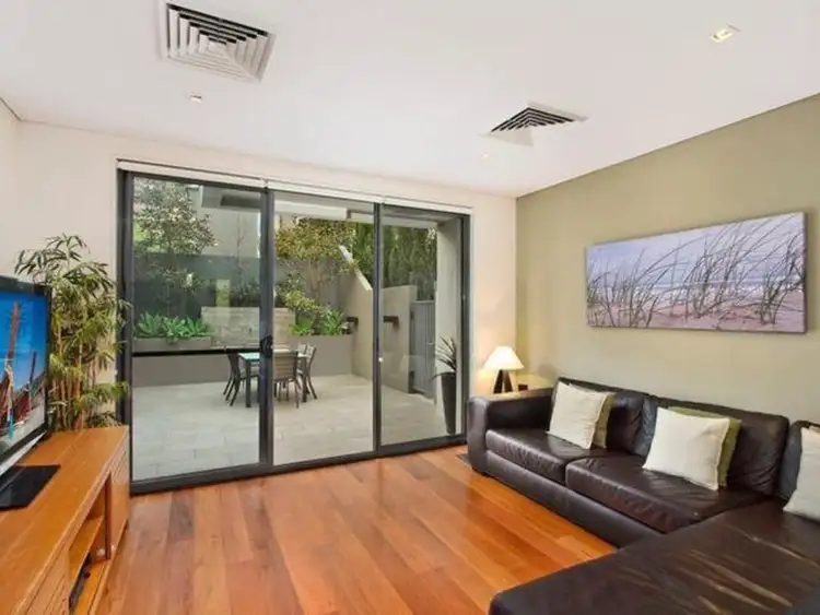 Main view of Homely townhouse listing, 4/2 Hamilton Avenue, Naremburn NSW 2065