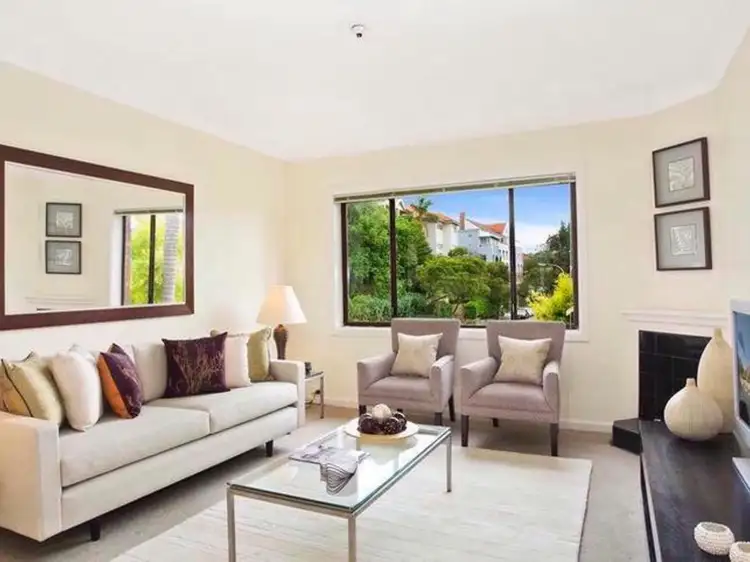 Main view of Homely apartment listing, 4/83 Kirribilli Avenue, Kirribilli NSW 2061