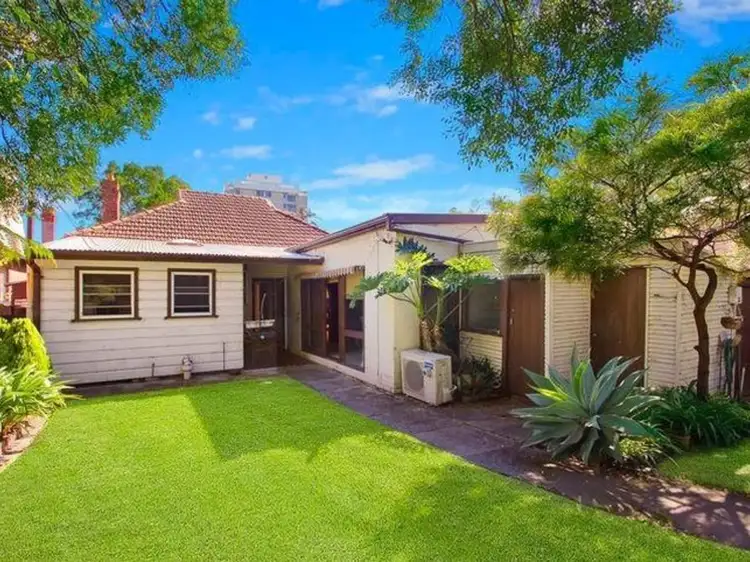 Third view of Homely house listing, 5 Oaks Avenue, Cremorne NSW 2090