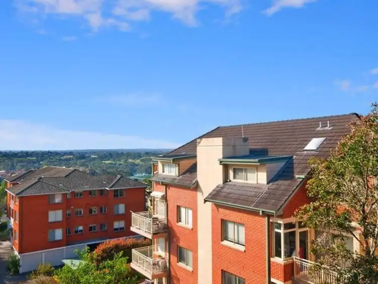 17/2 Gerard Street, Cremorne NSW 2090