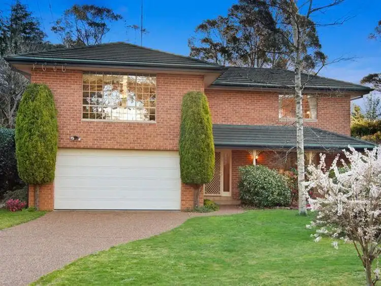 23 Pauline Avenue, Wentworth Falls NSW 2782