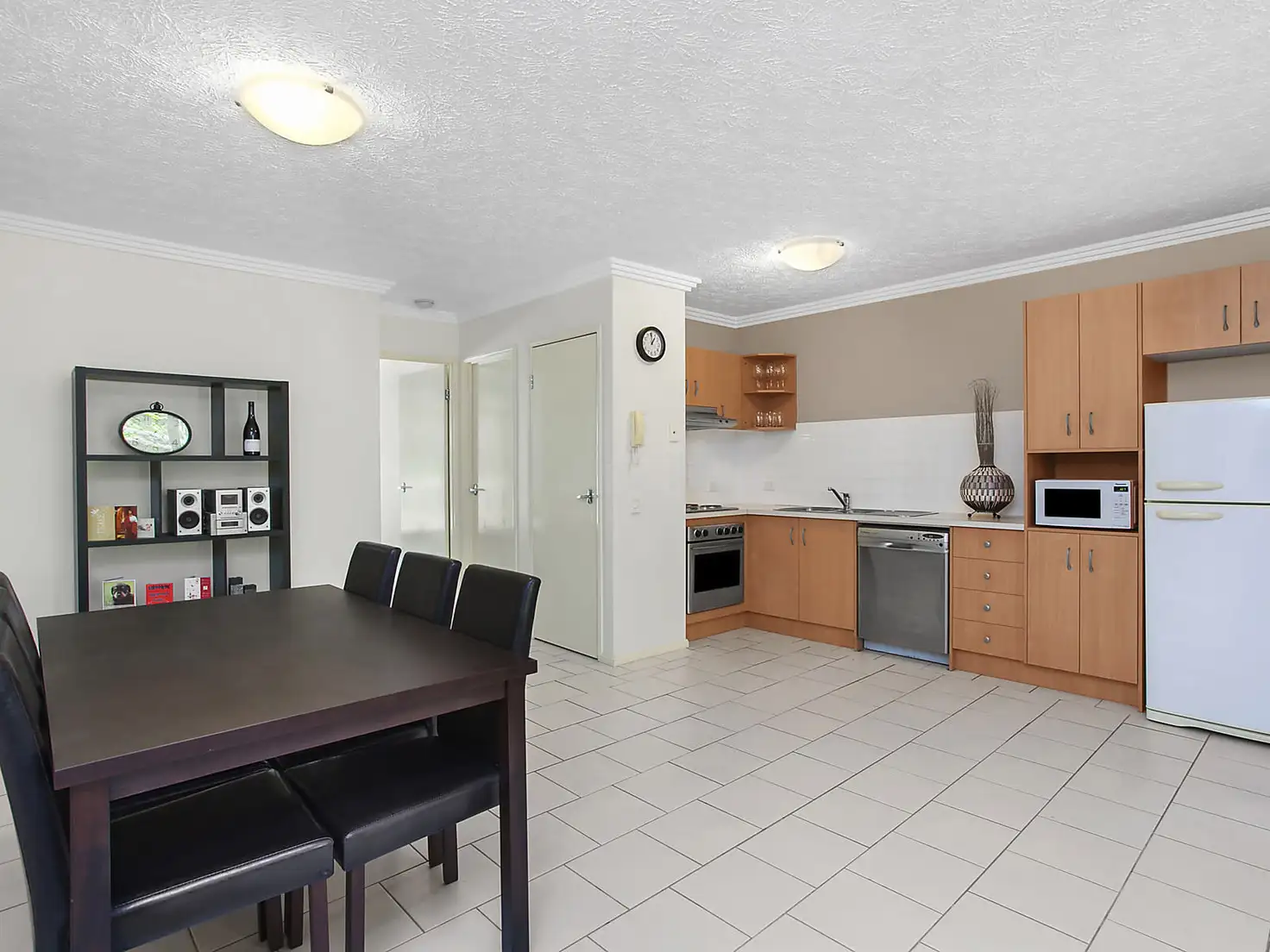 Main view of Homely apartment listing, 10/142 Stanhill Drive, Chevron Island QLD 4217