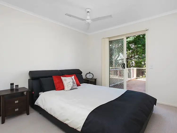 Third view of Homely apartment listing, 10/142 Stanhill Drive, Chevron Island QLD 4217