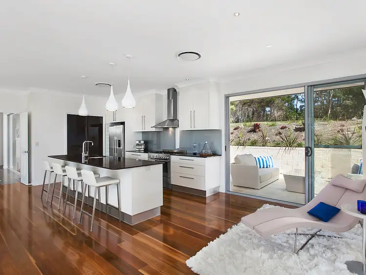 Fifth view of Homely house listing, 8 Lita Court, Tallebudgera QLD 4228